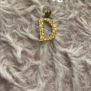 10k gold pendant